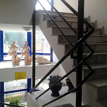 公寓式酒店 马丽娜公寓酒店
