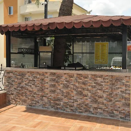 Apartmanhotel Marina 3*