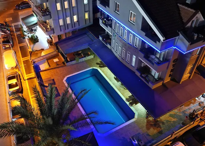 Marina Apartmanhotel 3*